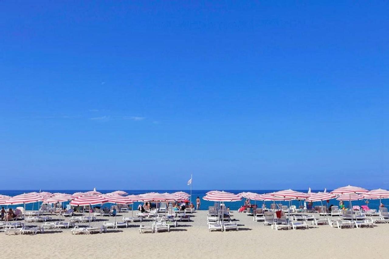 Pizzo Beach Club Appartement Buitenkant foto