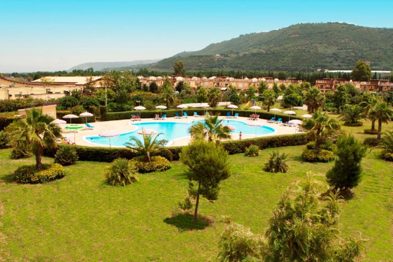 Pizzo Beach Club Appartement Buitenkant foto